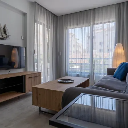 Апартаменты A Blissful 1-bedroom Voyage In *
