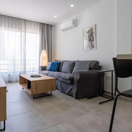Апартаменты A Blissful 1-bedroom Voyage In *