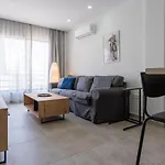 Apartman A Blissful 1-bedroom Voyage In *